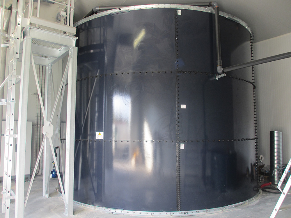 Process water tank